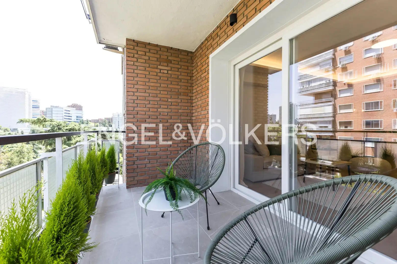 Balcony of Flat for sale in Madrid  with Air Conditioner, Heating and Terrace