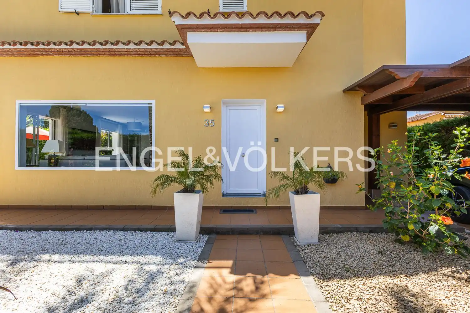 Vista exterior de Casa o chalet en venta en Dénia con Aire acondicionado, Calefacción y Jardín privado