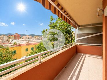Piso con balcón en venta en Nord