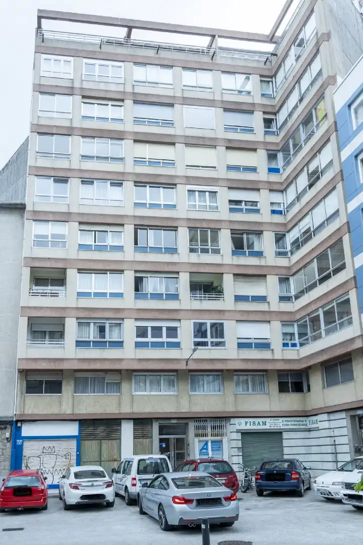 Vista exterior de Pis de lloguer en A Coruña Capital  amb Calefacció i Moblat