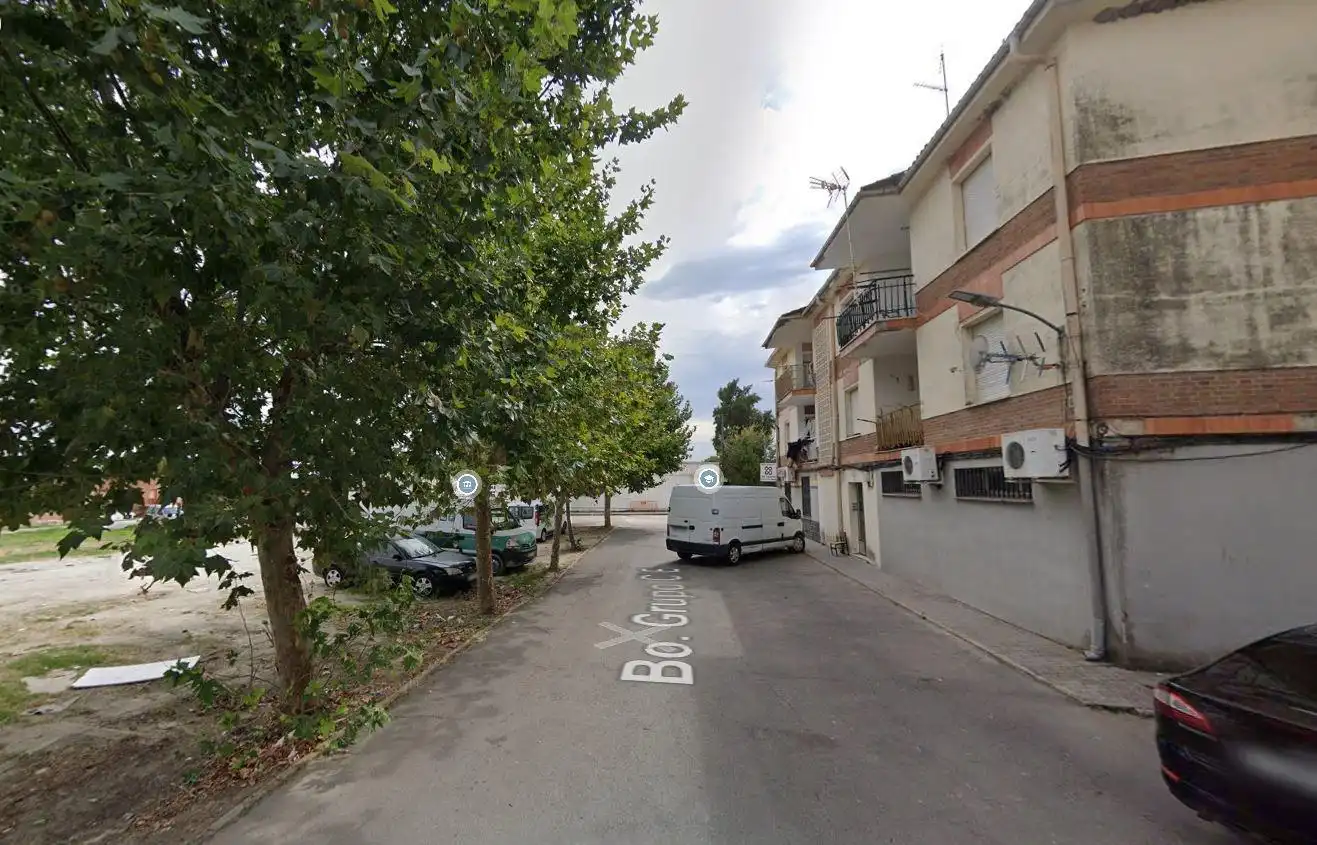Piso en venta en GRUPO C E, 28, Talayuela