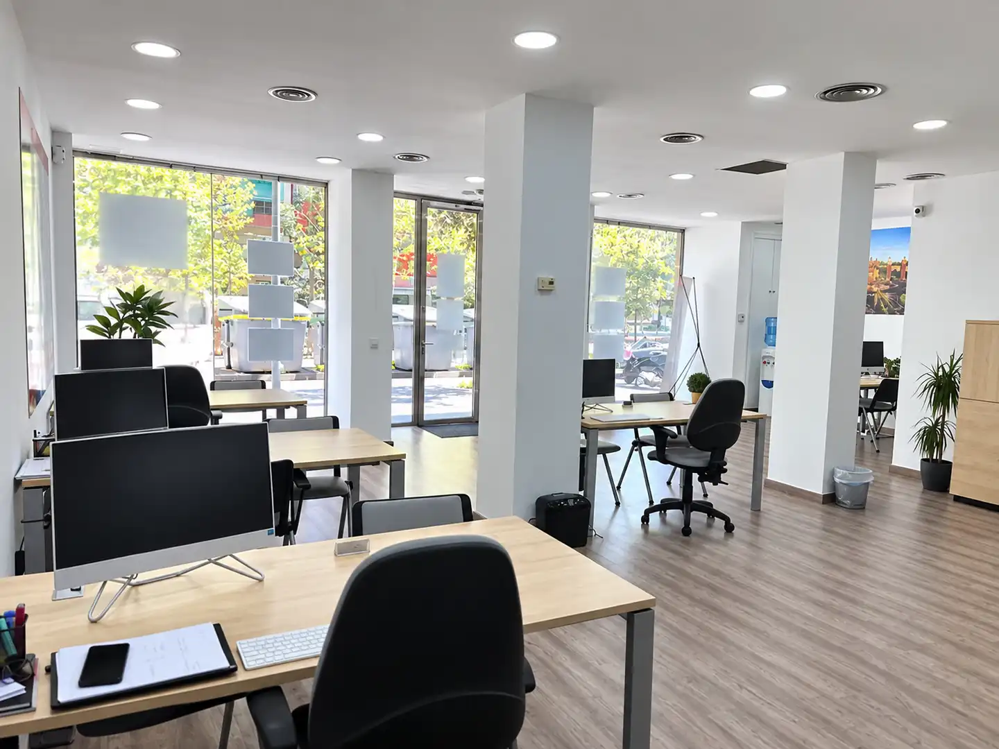 Commercial properties for rent in Verdum