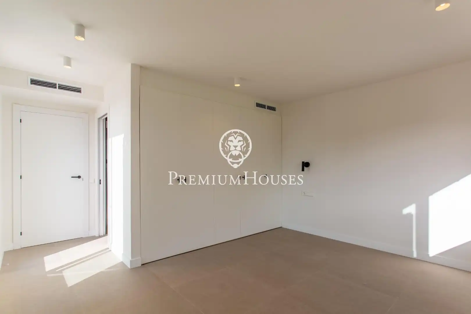 Schlafzimmer von Haus oder Chalet zum Verkauf in Sant Andreu de Llavaneres mit Heizung, Privatgarten und Terrasse