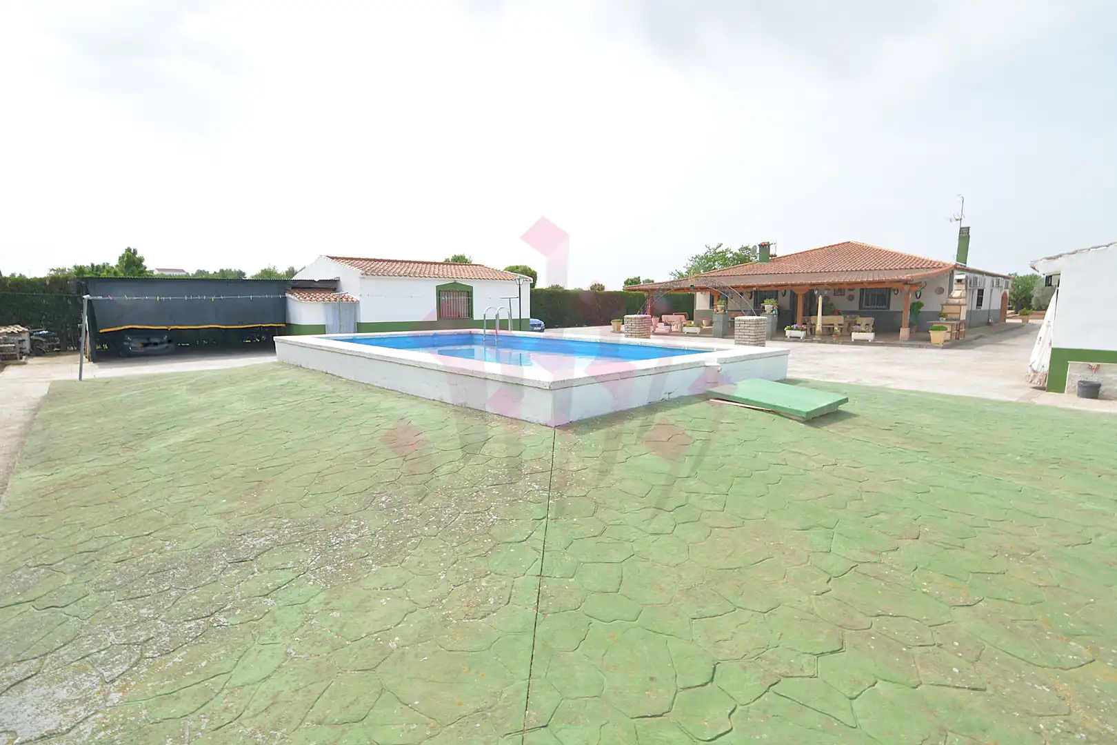 Piscina de Casa o xalet en venda en Ciudad Real amb Aire condicionat, Calefacció i Jardí privat