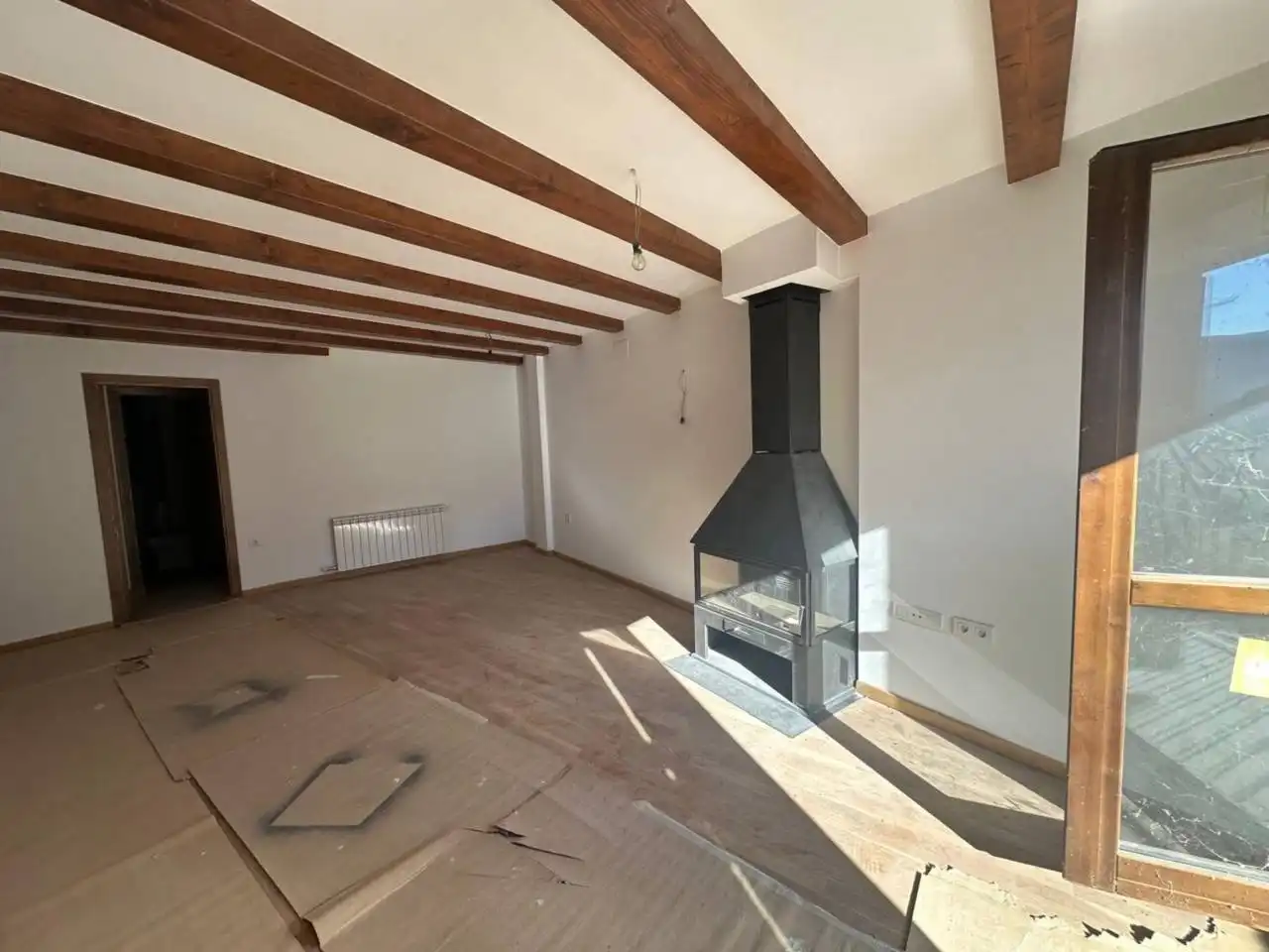Sala de estar de Piso en venta en El Pont de Suert con Calefacción, Parquet y Balcón