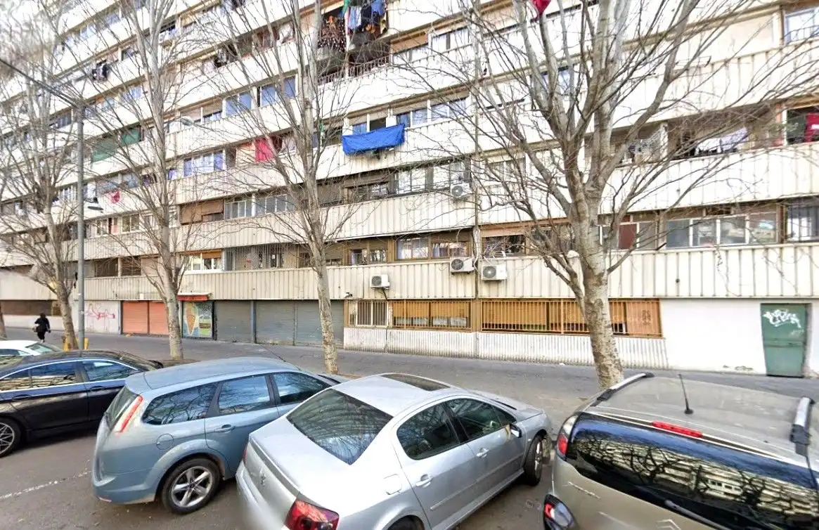 Vista exterior de Apartament en venda en Sant Adrià de Besòs