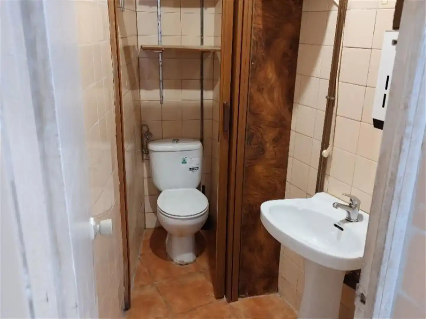 Local de lloguer a Calle de Alfonso Rodríguez Castelao, 26, Peñagrande