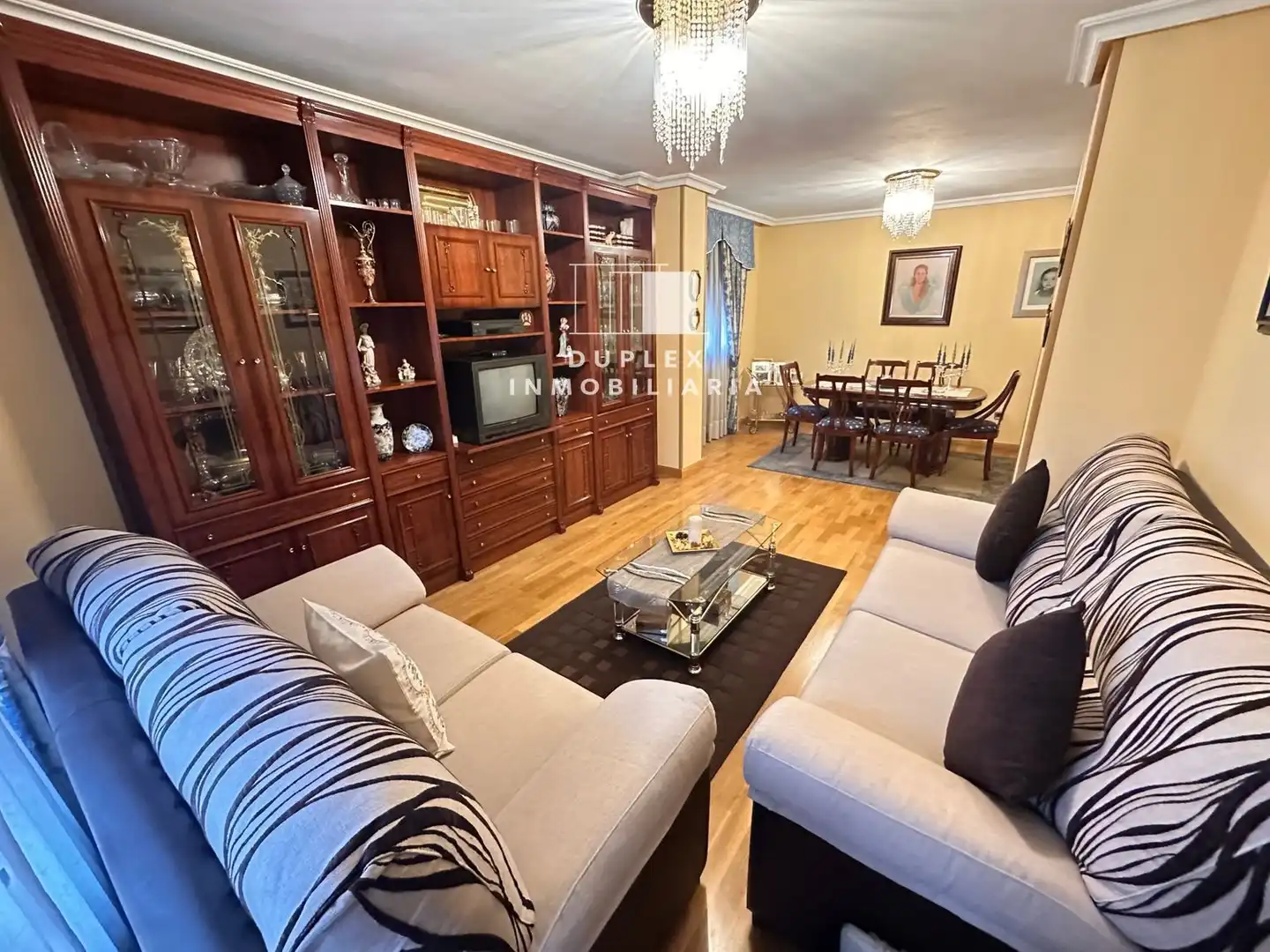 Sala de estar de Casa adosada en venta en Cuenca con Calefacción, Terraza y Amueblado