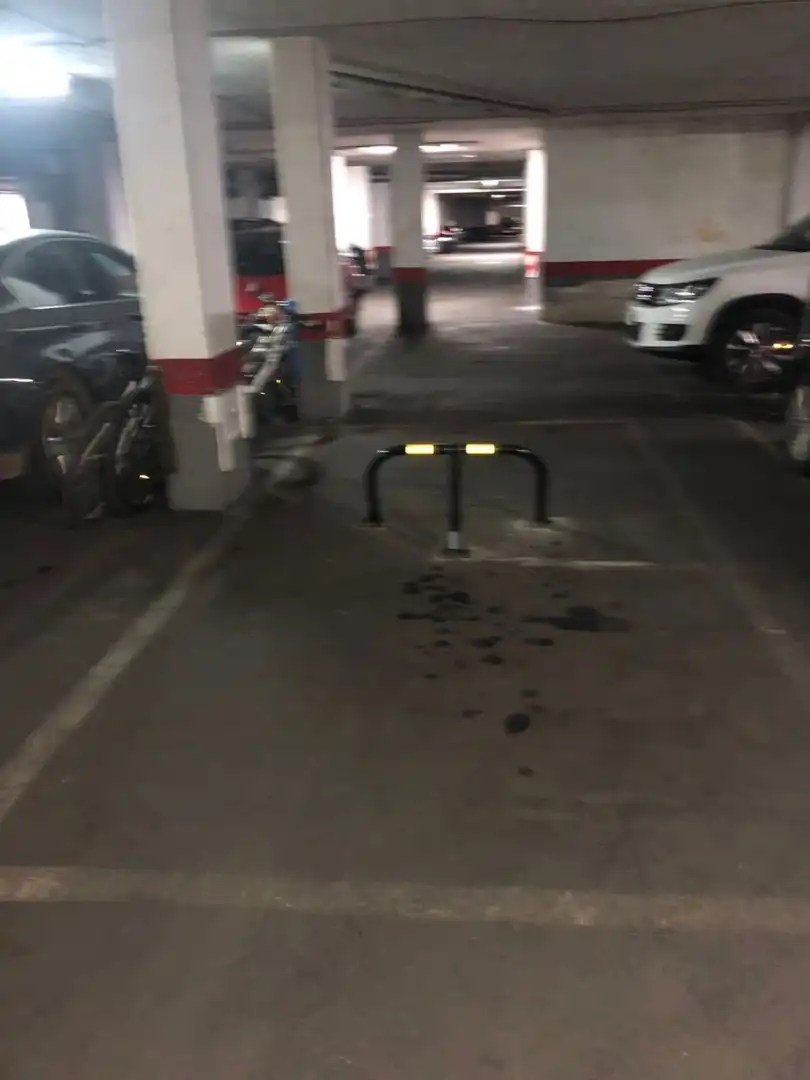 Einzelparkplatz zum Verkauf in Calle de Julián Rabanedo 38