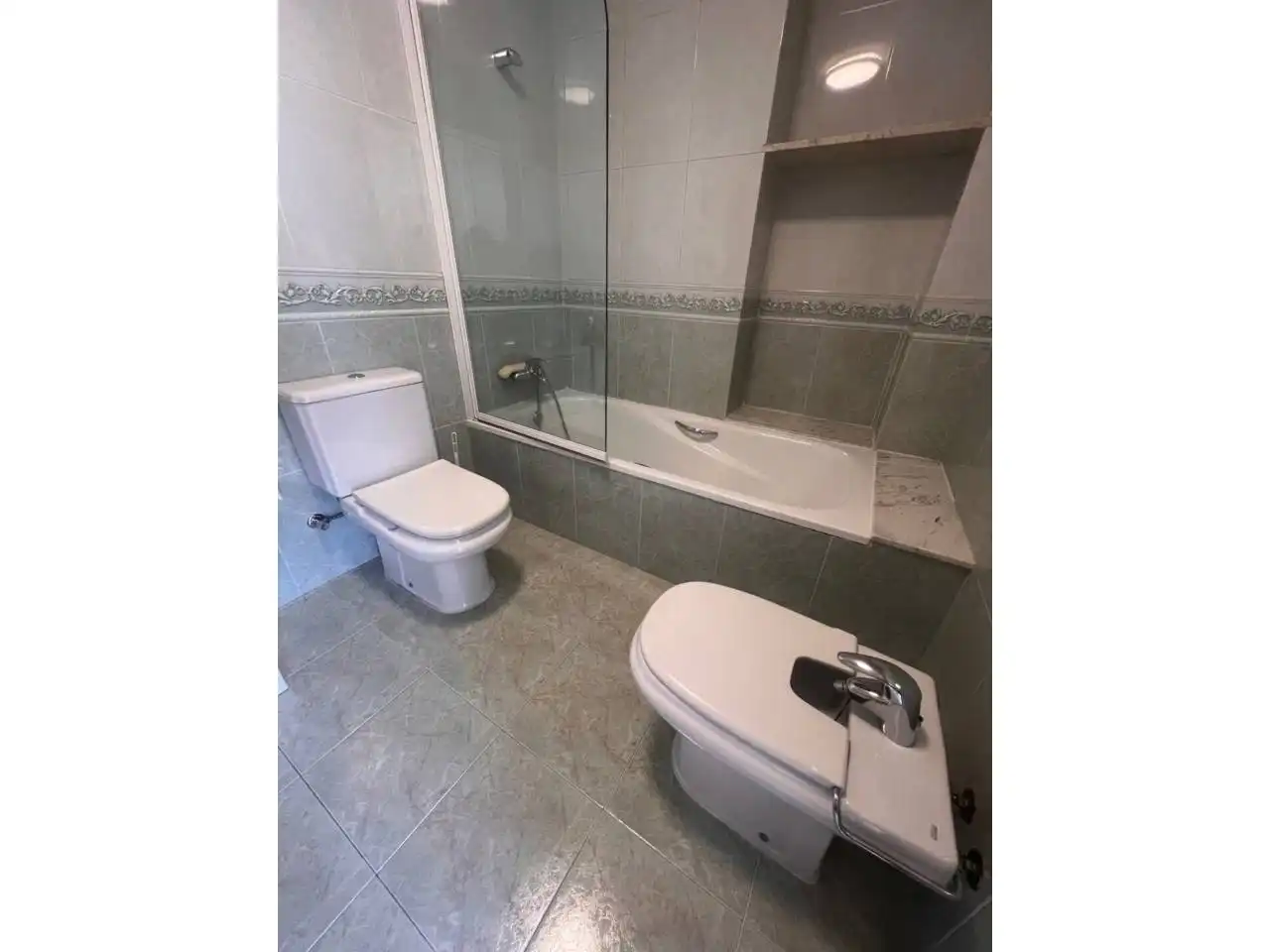 Baño de Apartamento en venta en Manresa con Aire acondicionado, Calefacción y Terraza
