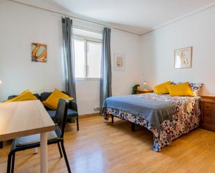 Apartament per a compartir a Ciutat Fallera