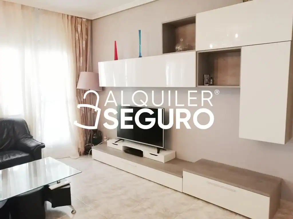 Sala de estar de Piso de alquiler en Alcalá de Henares con Aire acondicionado y Terraza