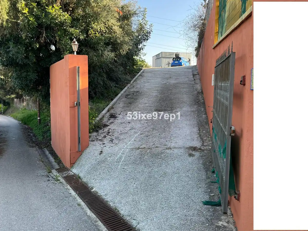 Rustikales Grundstück zum Verkauf in Estepona - Estepona,Centro,Avenida Juan Carlos I, imagen 3