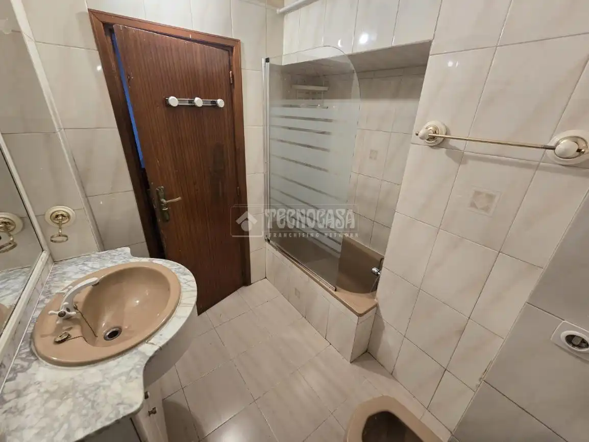 Baño de Piso en venta en Madrid con Aire acondicionado, Calefacción y Terraza