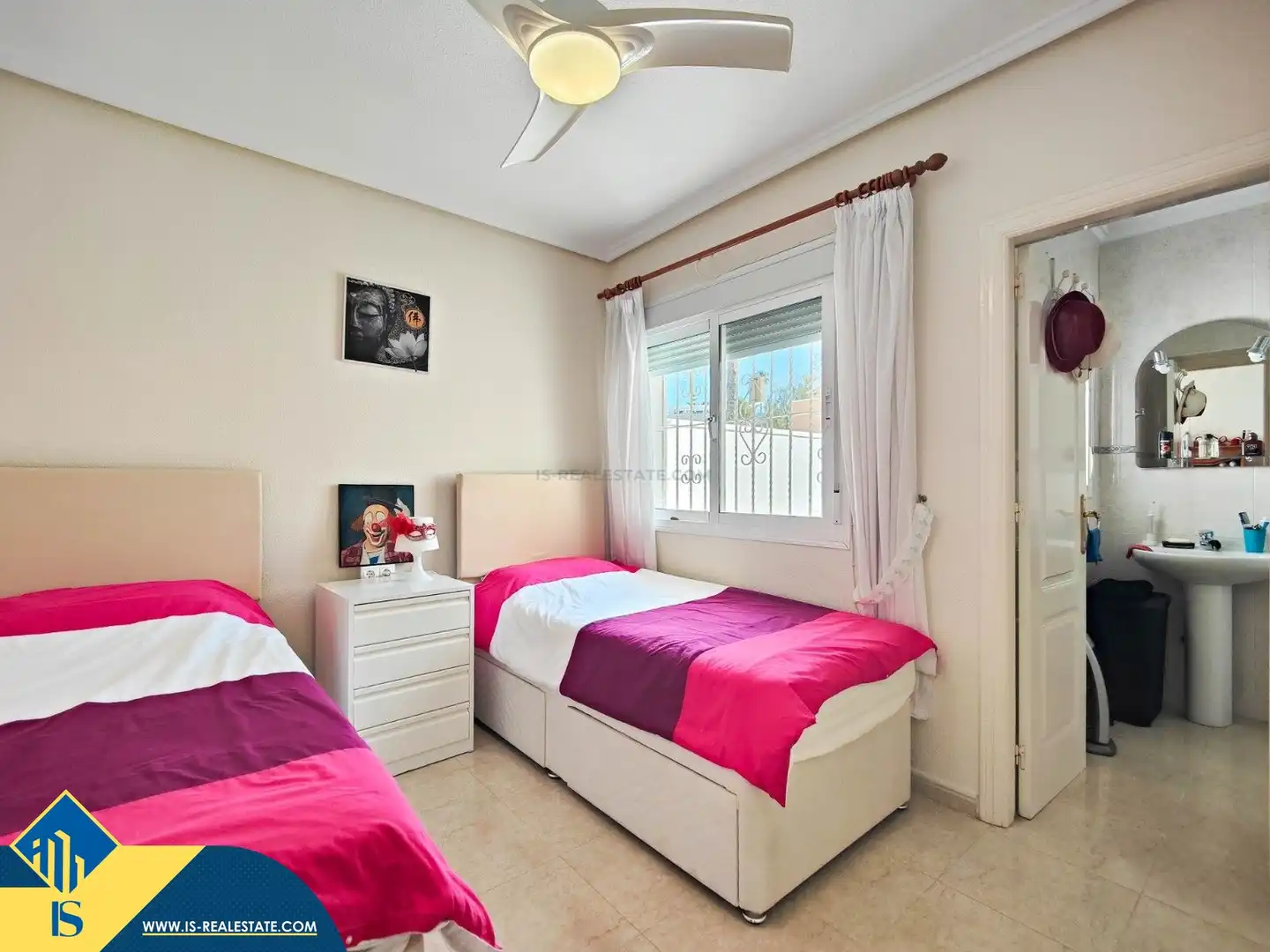 Habitación de Casa o chalet en venta en Rojales con Jardín privado, Terraza y Amueblado