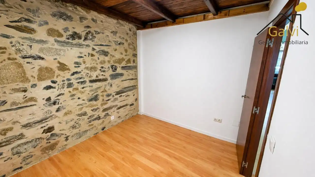 Piso en venta en Ferrol con Balcón