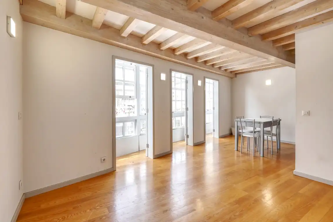 Dining room of Flat for sale in Santiago de Compostela   with Storage room, Oven and Washing machine