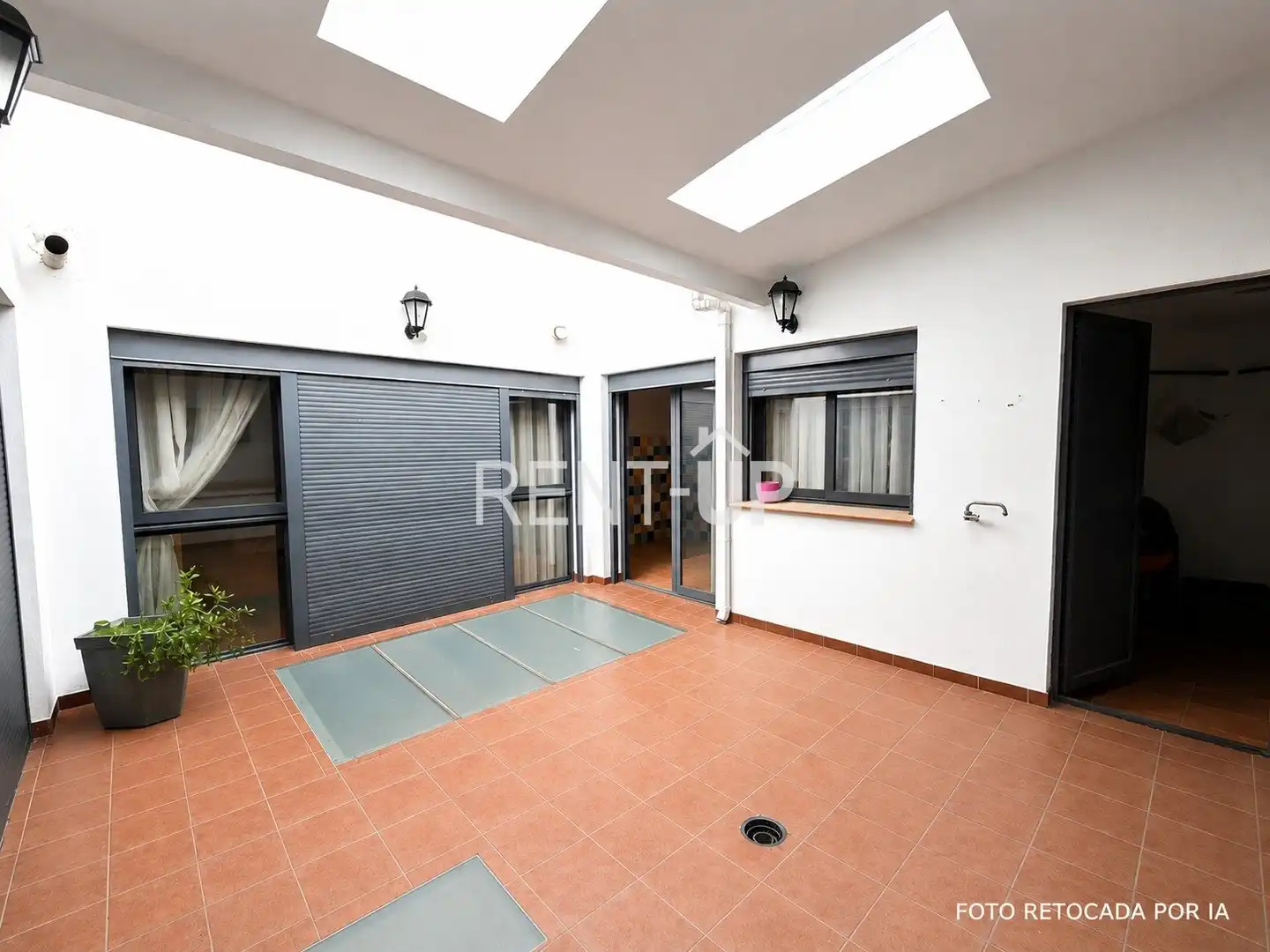 Casa adosada en venta en Novelé  / Novetlè con Aire acondicionado, Terraza y Trastero