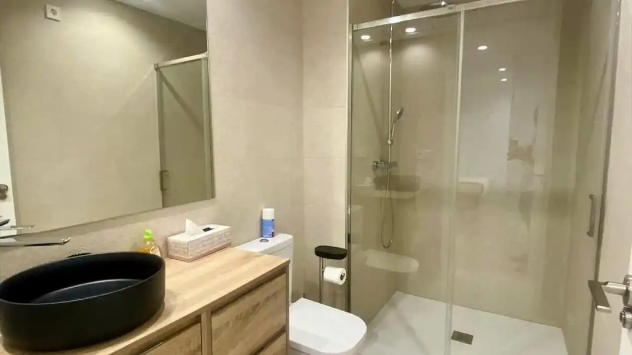 Baño de Piso en venta en Monforte del Cid con Aire acondicionado, Calefacción y Terraza