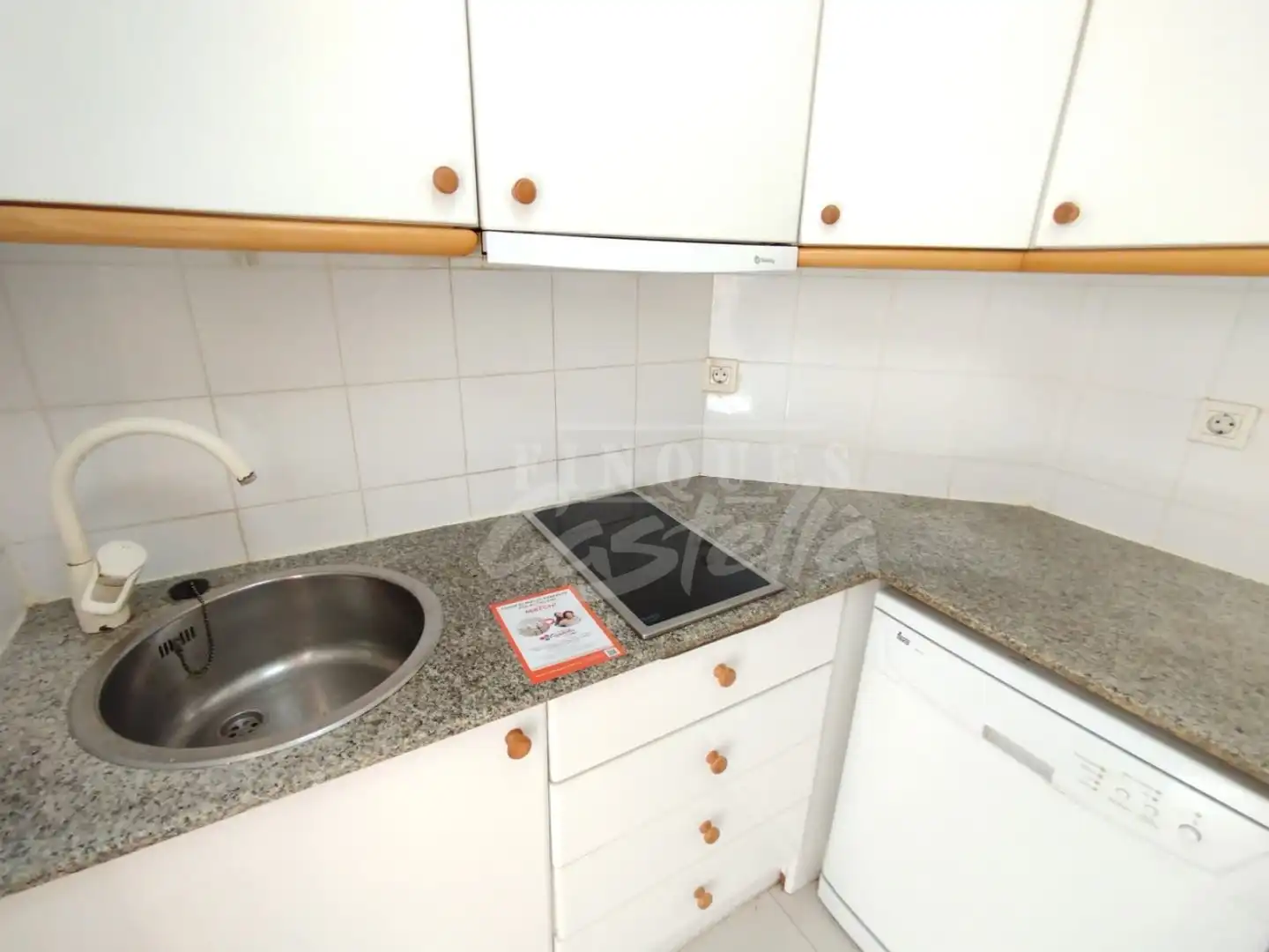 Cocina de Piso en venta en Mataró con Calefacción y Trastero