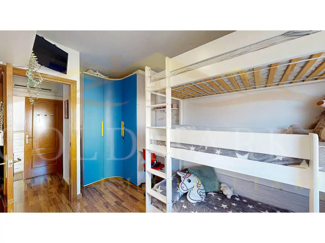 Habitación de Piso en venta en Sant Vicenç Dels Horts con Aire acondicionado, Calefacción y Parquet
