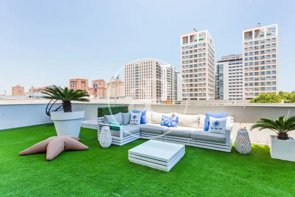 Terrasse von Wohnung zum Verkauf in Valencia mit Klimaanlage, Heizung und Privatgarten