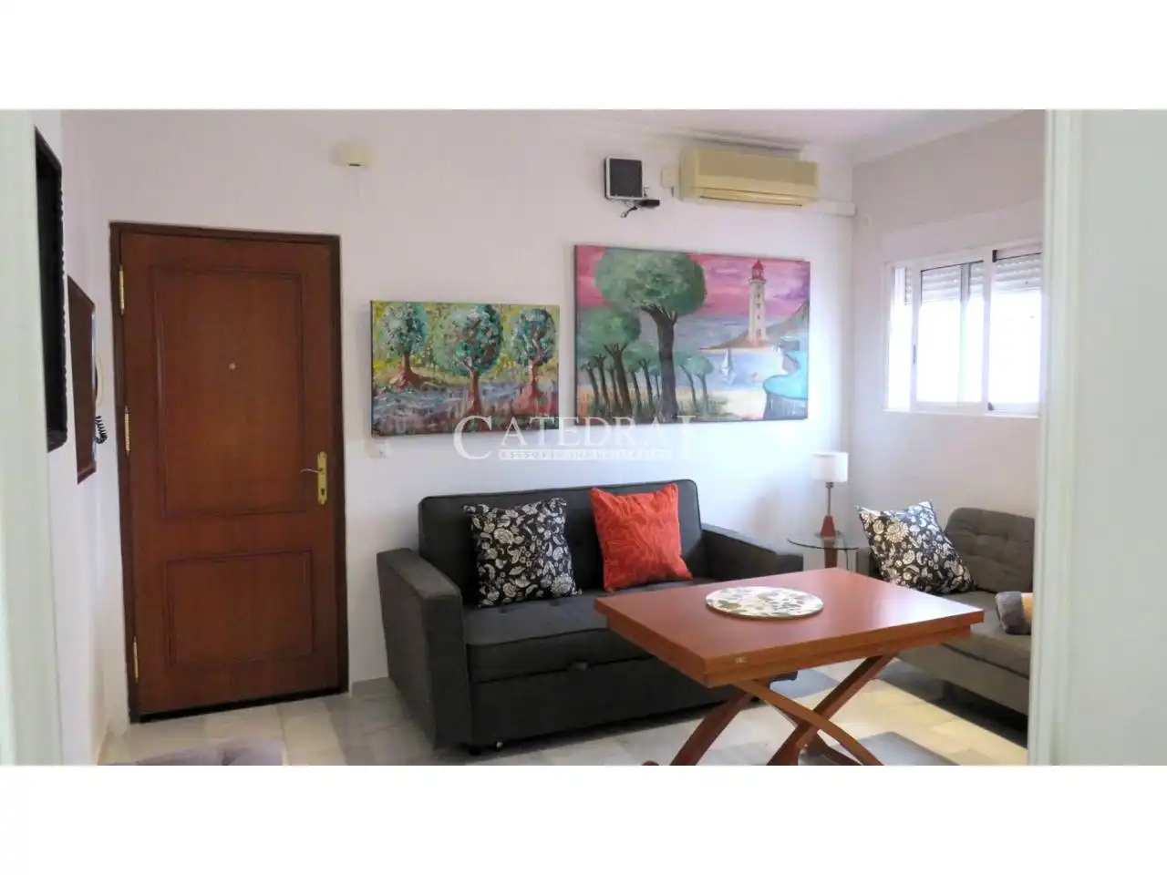 Dormitori de Apartament de lloguer en Sevilla amb Aire condicionat, Calefacció i Moblat