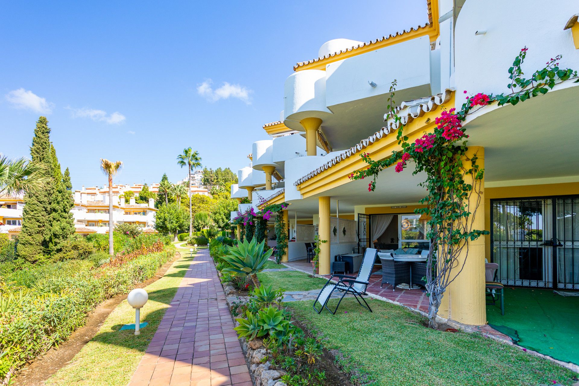Garden of Planta baja for sale in Mijas  with Air Conditioner, Terrace and Swimming Pool