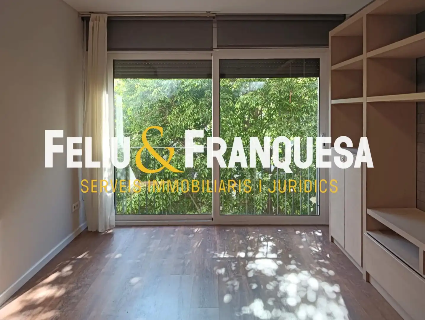 Piso en venta en Sabadell con Calefacción, Piscina y Amueblado