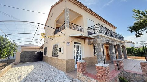CASA DE DOS PLANTAS CON NAVES EN CARRETERA DE AGUILAS., Bild 2
