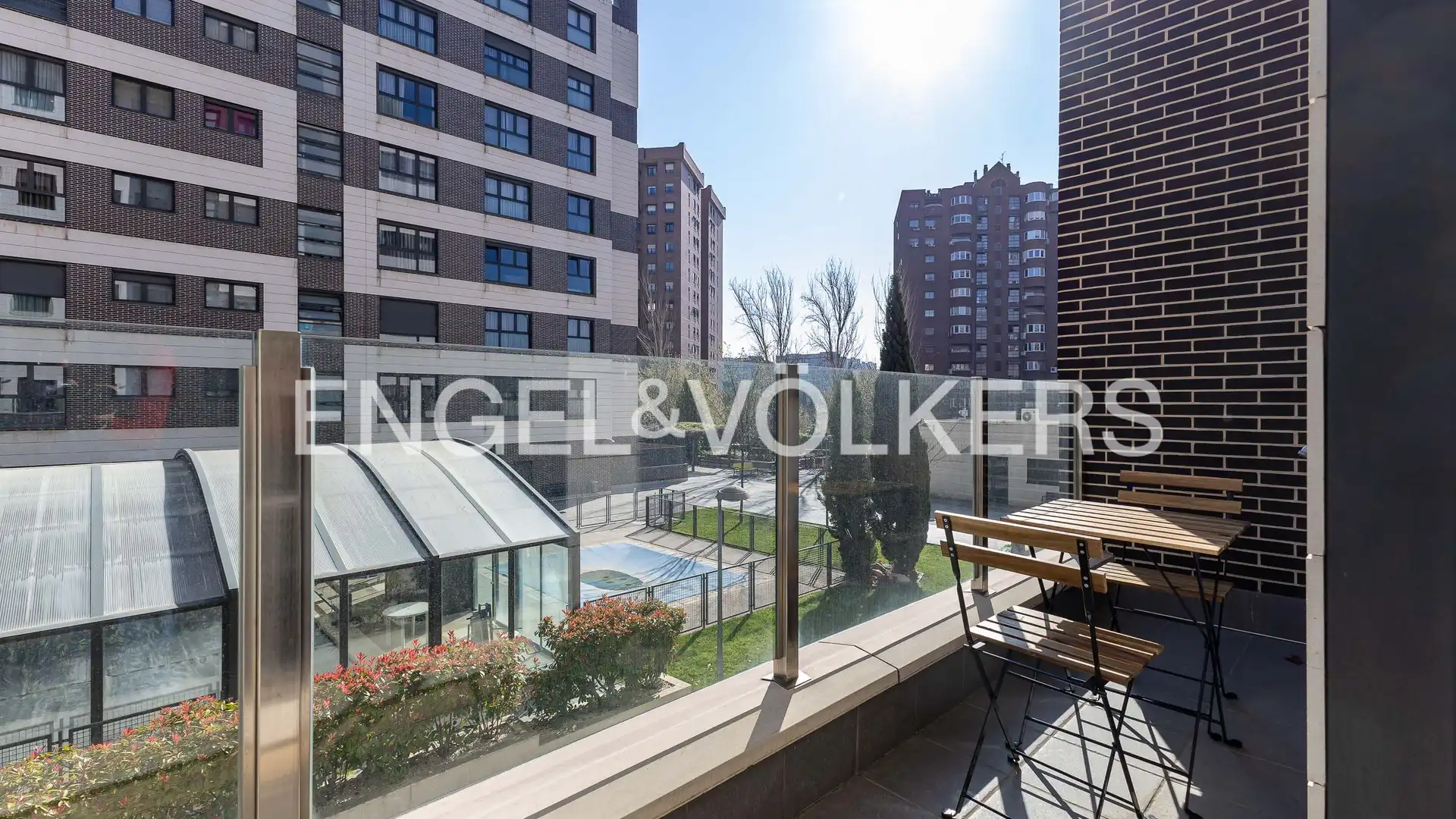 Terrassa de Pis en venda en  Madrid Capital amb Aire condicionat, Calefacció i Jardí privat