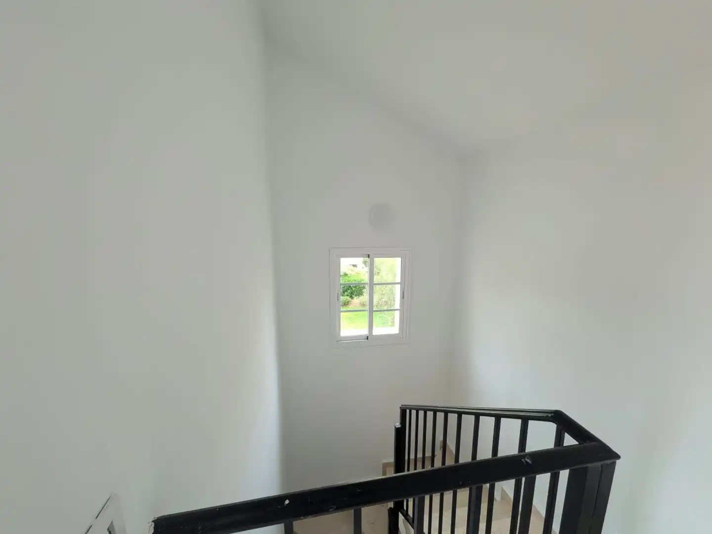 Casa adosada en venta en Aznalcázar con Aire acondicionado y Terraza