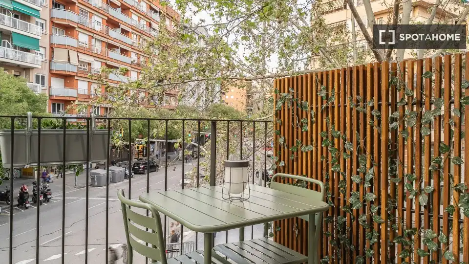 Habitació a Sants-Badal
