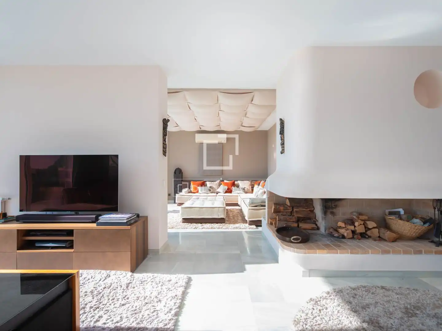 Living room of Houses for sale in Santa Eulària des Riu  with Air Conditioner, Heating and Private garden