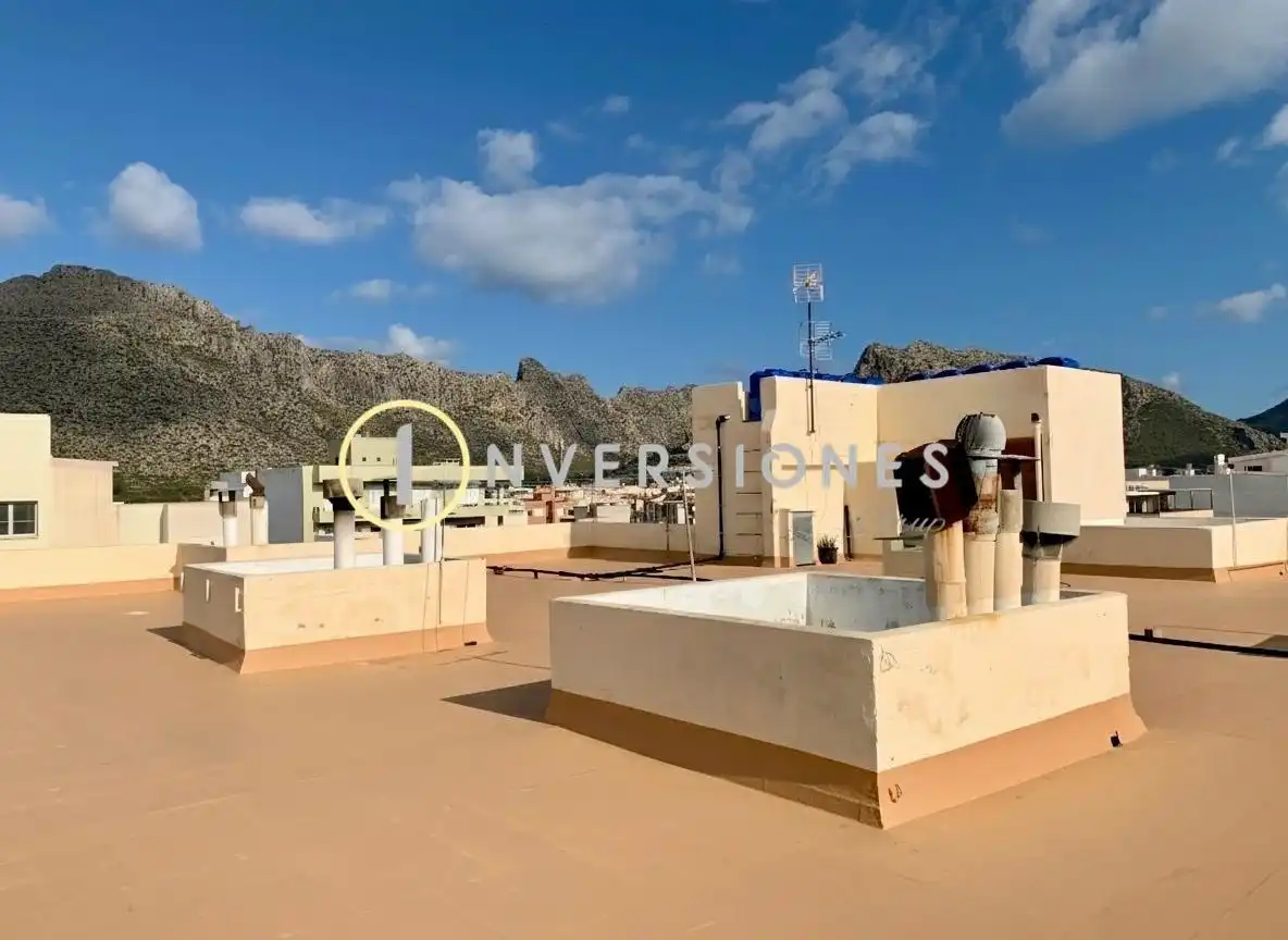 Außenansicht von Wohnung zum Verkauf in Pollença mit Klimaanlage, Terrasse und Abstellraum
