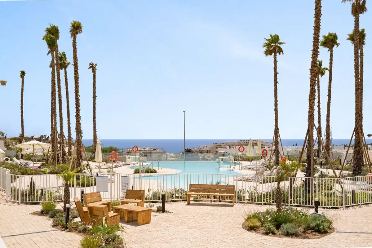 Schwimmbecken von Erdgeschoss zum Verkauf in Mijas mit Klimaanlage, Heizung und Terrasse