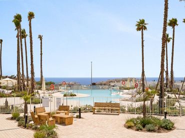 Baixos amb piscina en venda a La Cala Mijas