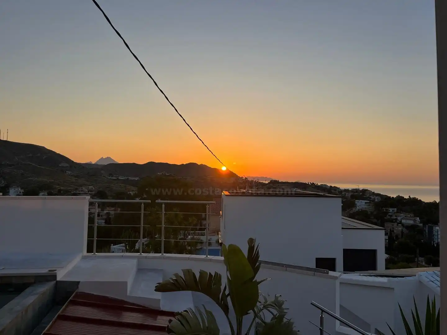 Vista exterior de Casa o chalet en venta en El Campello con Aire acondicionado, Jardín privado y Terraza