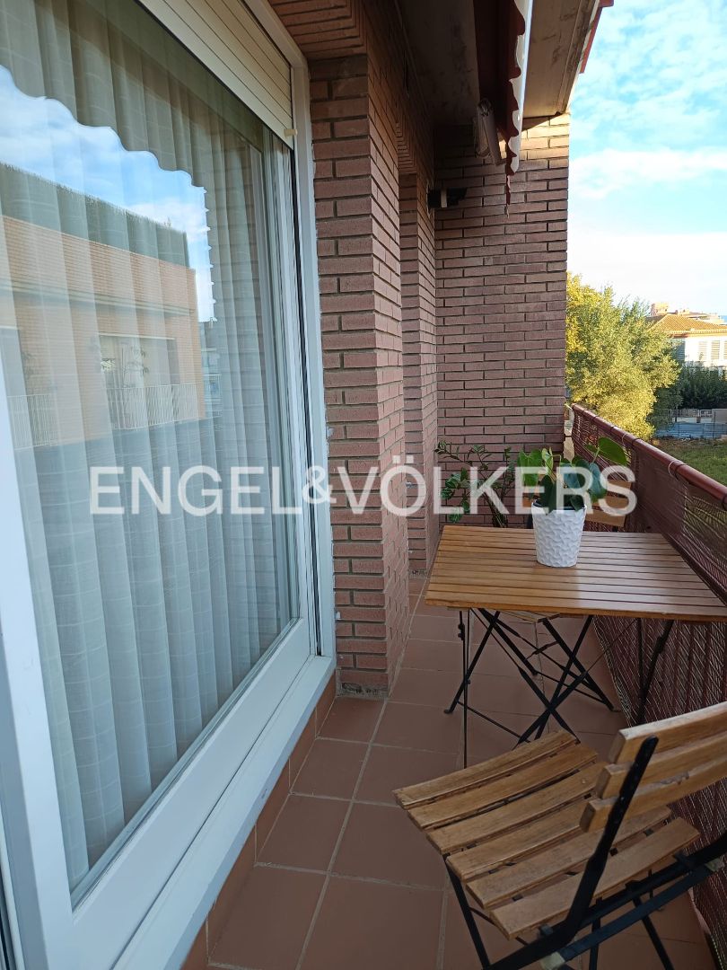 Flat for sale in Carrer de l'Oliva, Creu de la Mà