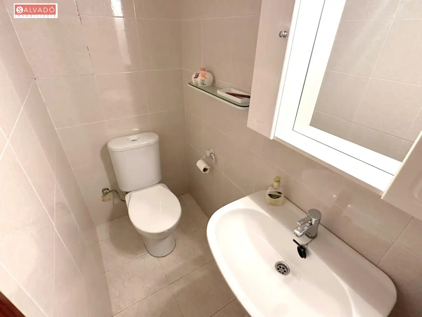 Baño de Planta baja en venta en Calafell con Terraza, Trastero y Amueblado