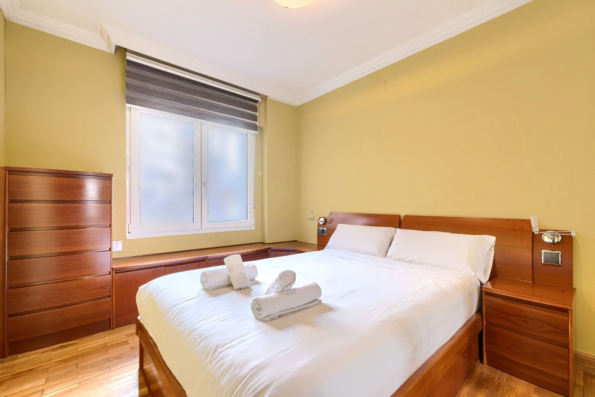 Habitación de Piso de alquiler en Bilbao  con Calefacción, Amueblado y Horno