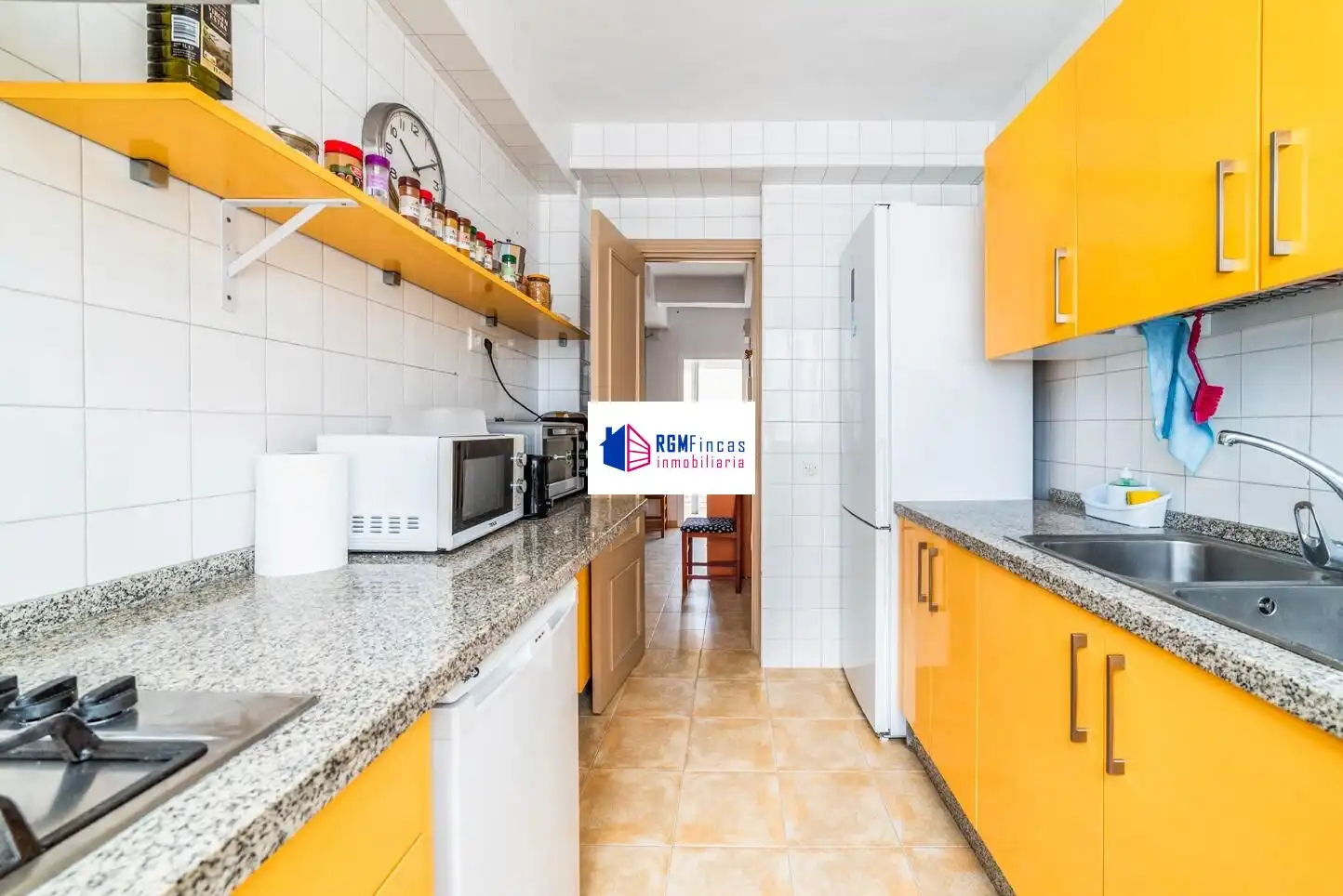 Kitchen of Flat for sale in Sevilla  with Air Conditioner, Furnished and Balcony