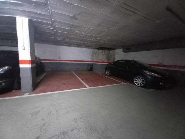 Garaje en Venta en Avinguda Meridiana, 242 en Navas