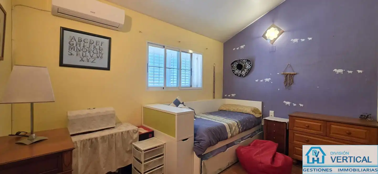 Habitación de Casa o chalet en venta en Náquera con Aire acondicionado, Terraza y Piscina