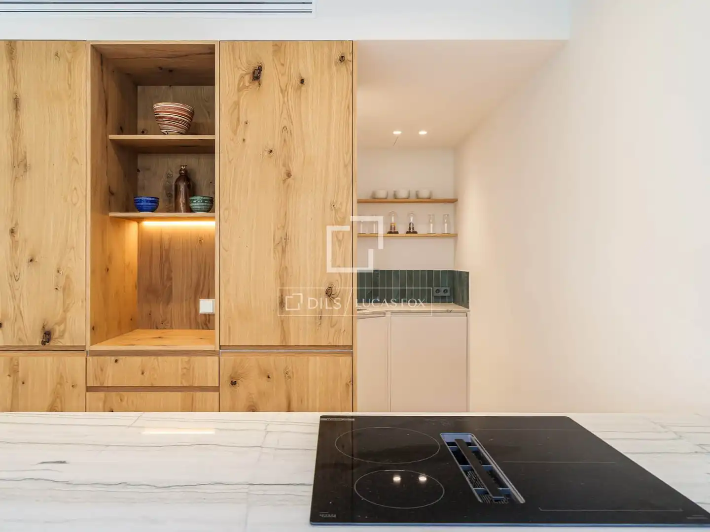Küche von Wohnung zum Verkauf in Barcelona mit Heizung, Terrasse und Abstellraum
