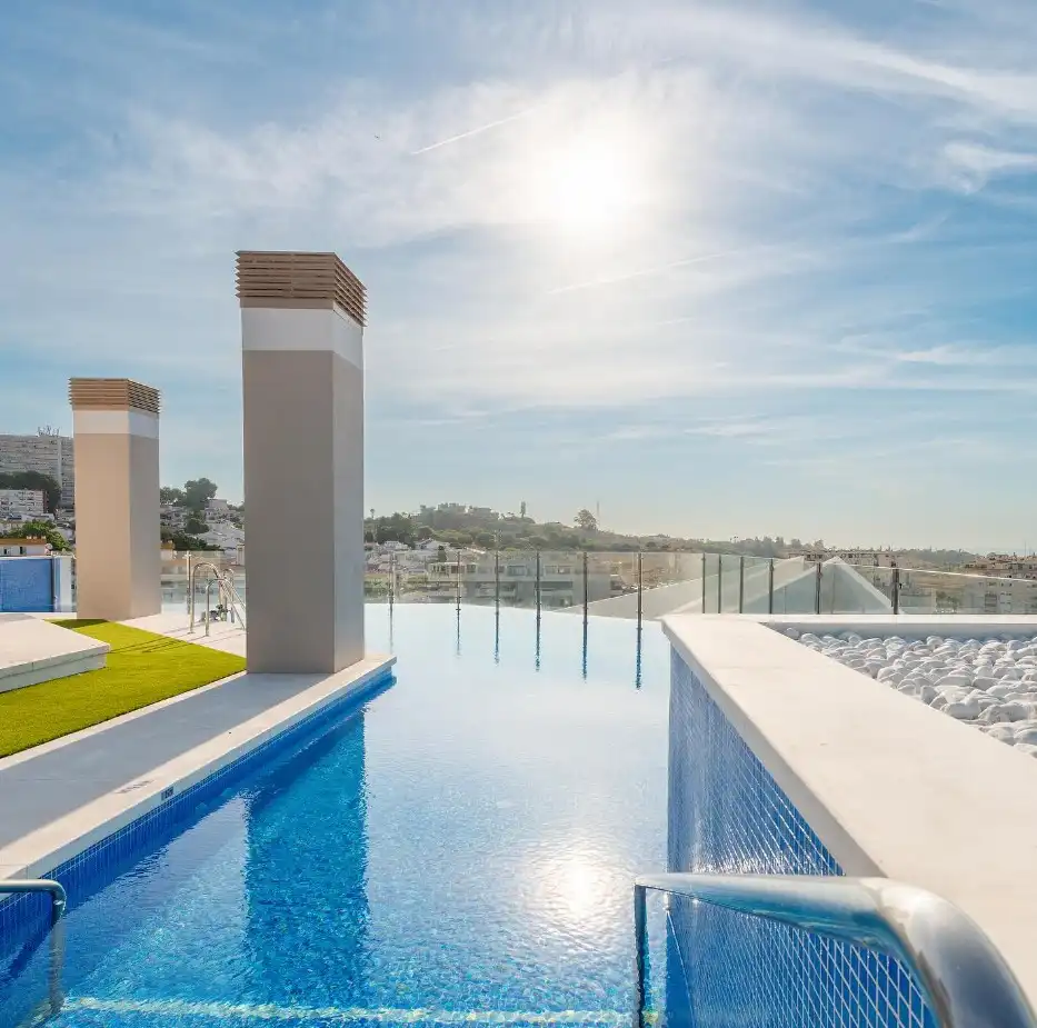 Swimming pool of Flat for sale in Marbella  with Air Conditioner, Heating and Parquet flooring