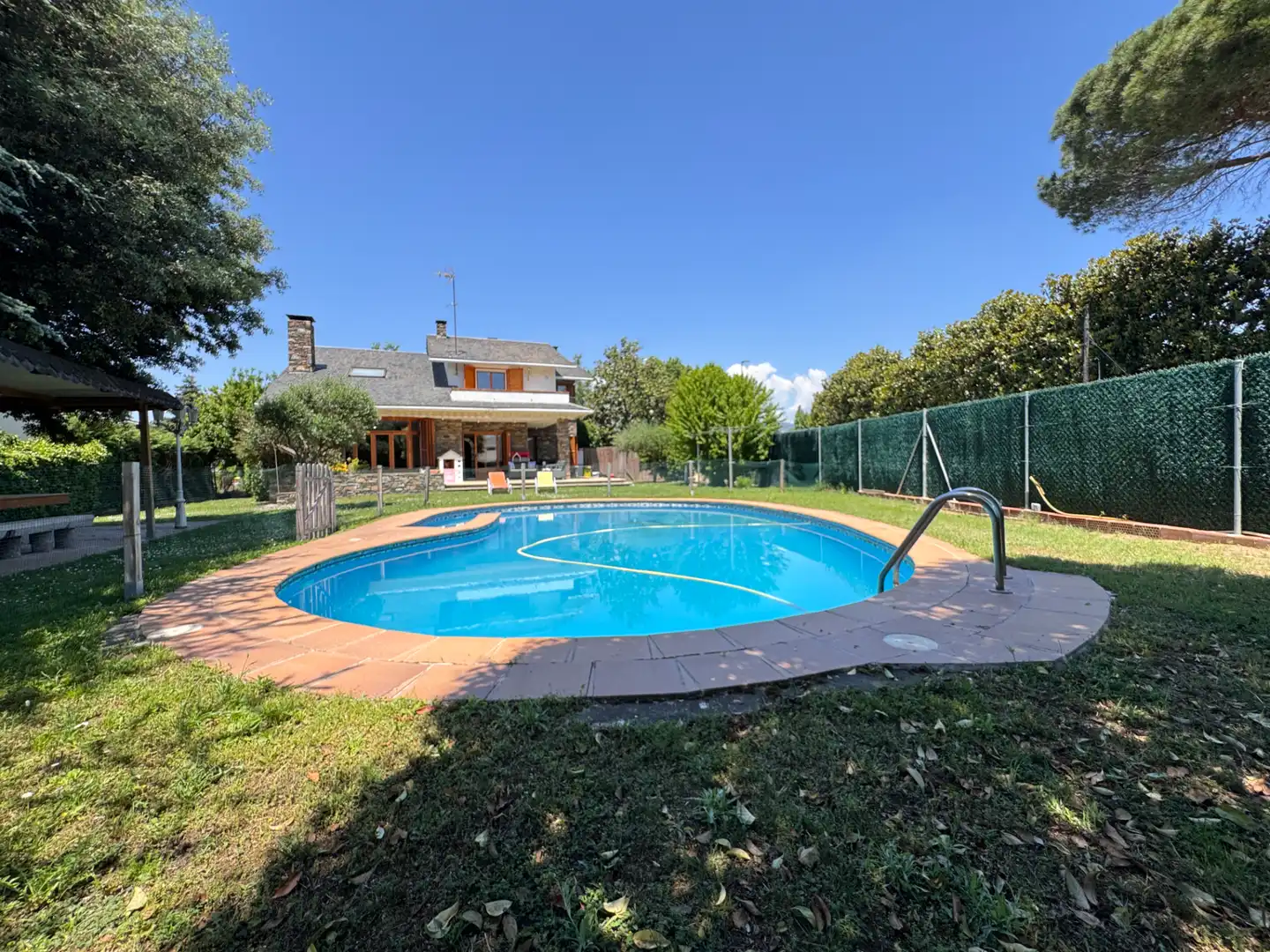 Piscina de Casa o chalet en venta en Cardedeu con Aire acondicionado, Calefacción y Jardín privado