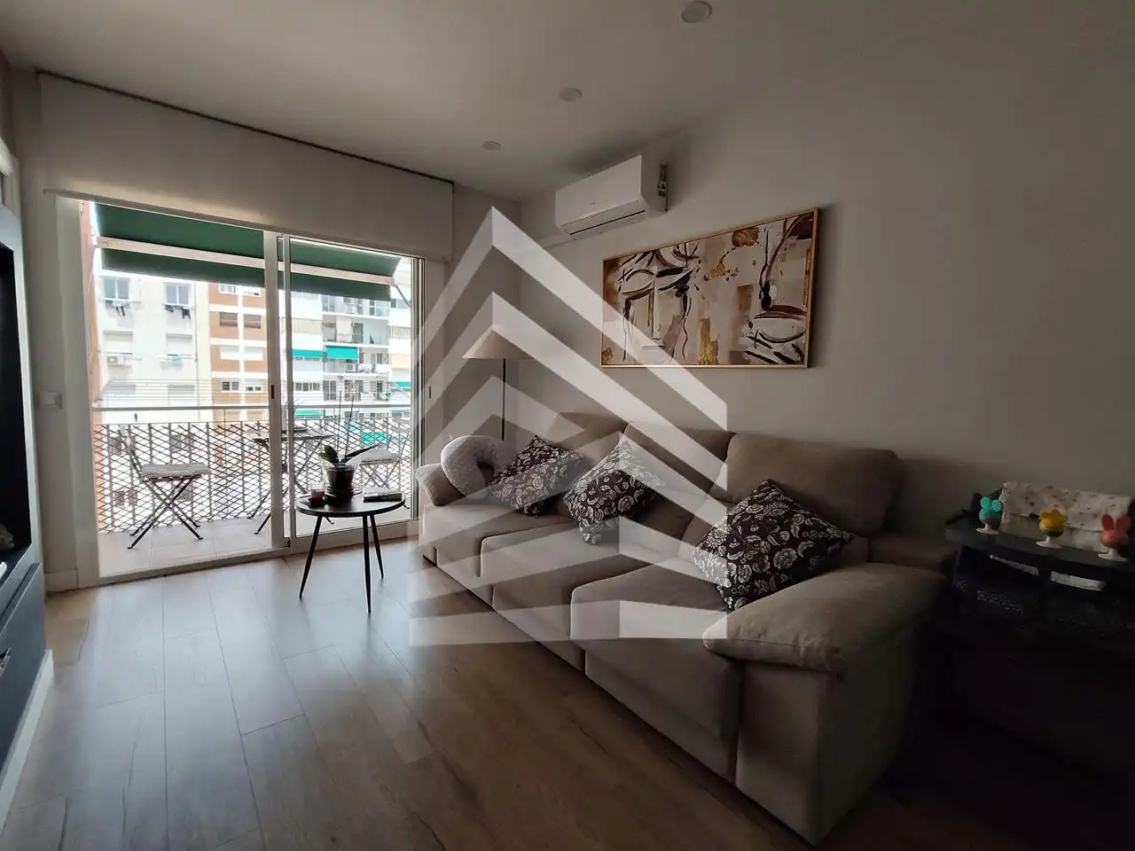 Wohnzimmer von Wohnung zum Verkauf in Barcelona mit Heizung, Parkett und Möbliert