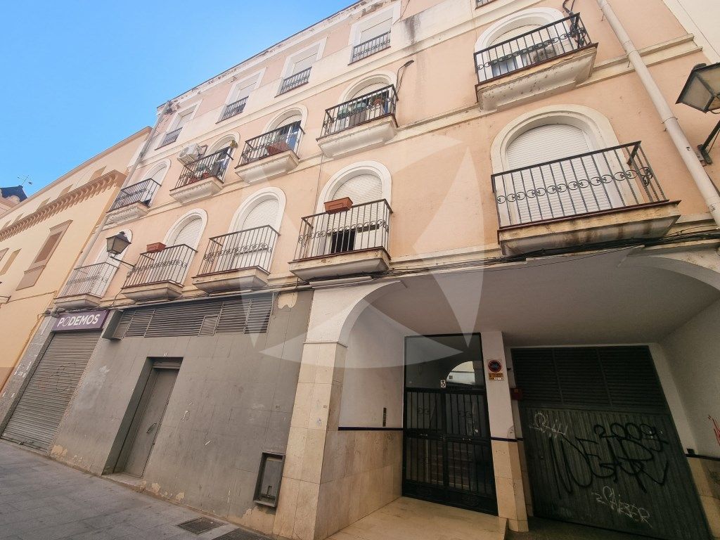 Vista exterior de Pis en venda en Badajoz Capital amb Aire condicionat, Terrassa i Balcó