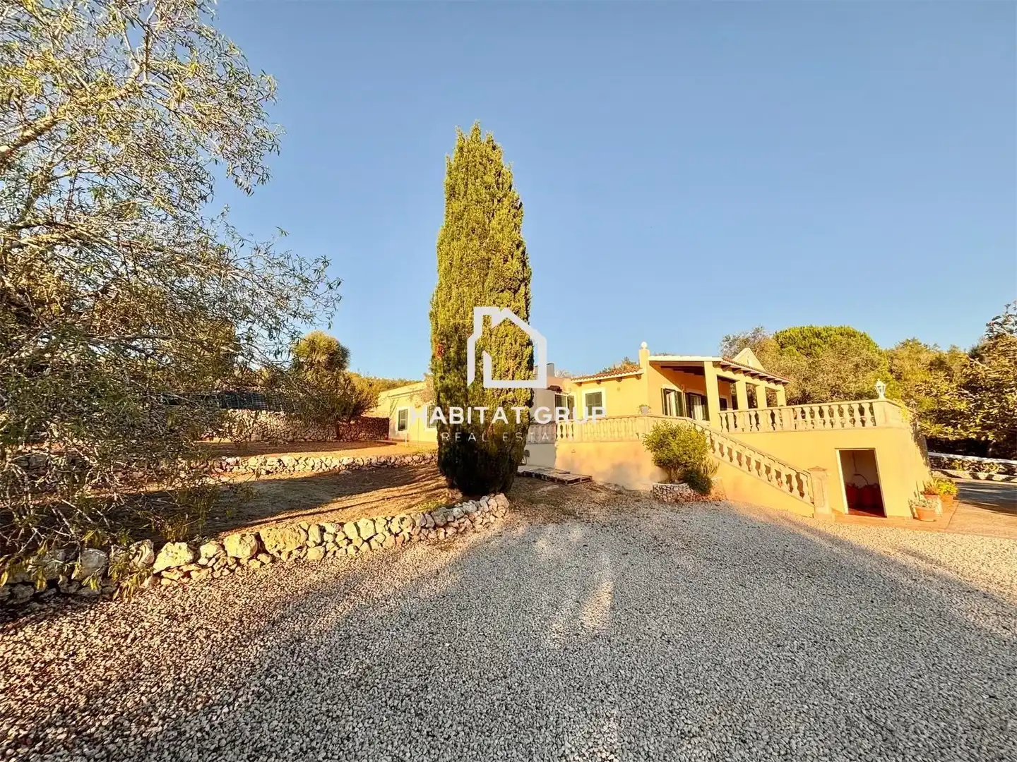 Vista exterior de Casa o xalet en venda en Alaior amb Jardí privat, Traster i Piscina